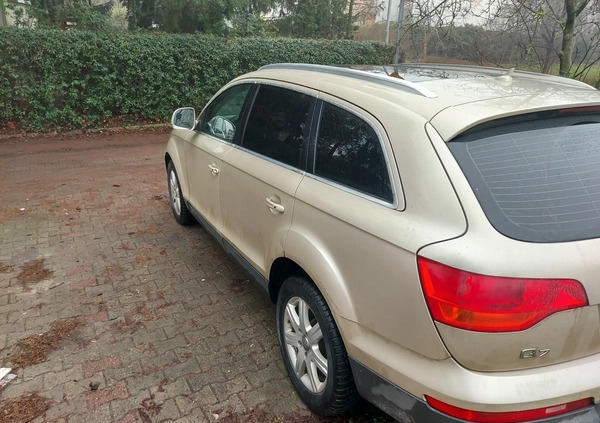 Audi Q7 cena 26000 przebieg: 353000, rok produkcji 2008 z Szczecin małe 22